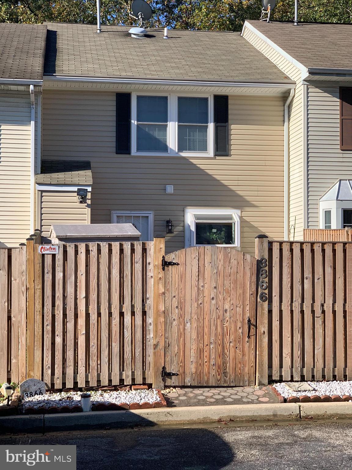 ST CHARLES HUNTINGTON - Residential