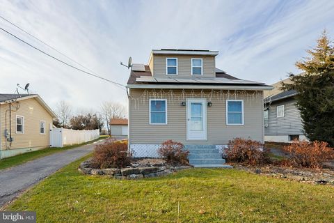 775 NAZARETH PIKE NAZARETH PA 18064