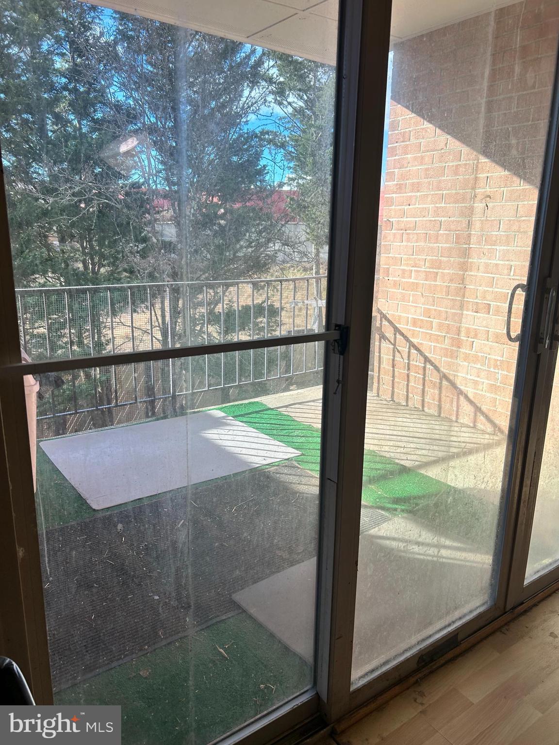 2202 GREENERY LANE 301-22