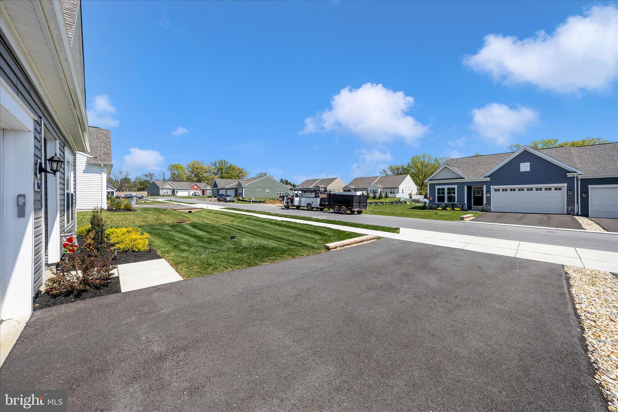 ROSEHILL MANOR - Residential