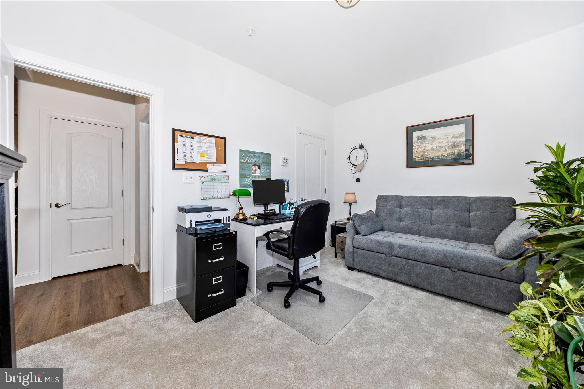 ROSEHILL MANOR - Residential