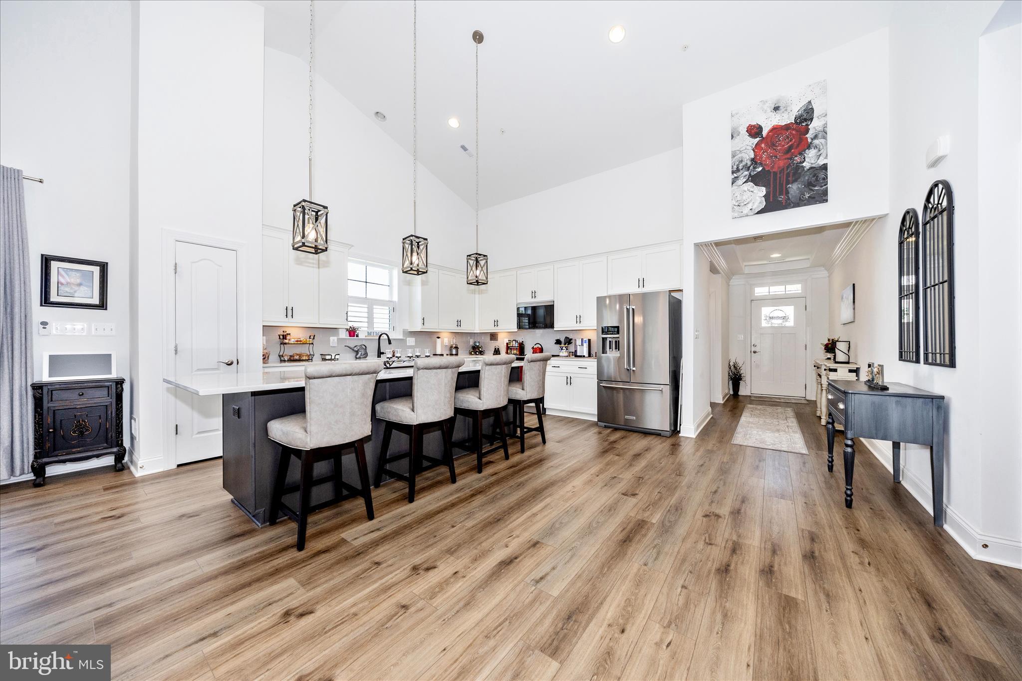 ROSEHILL MANOR - Residential