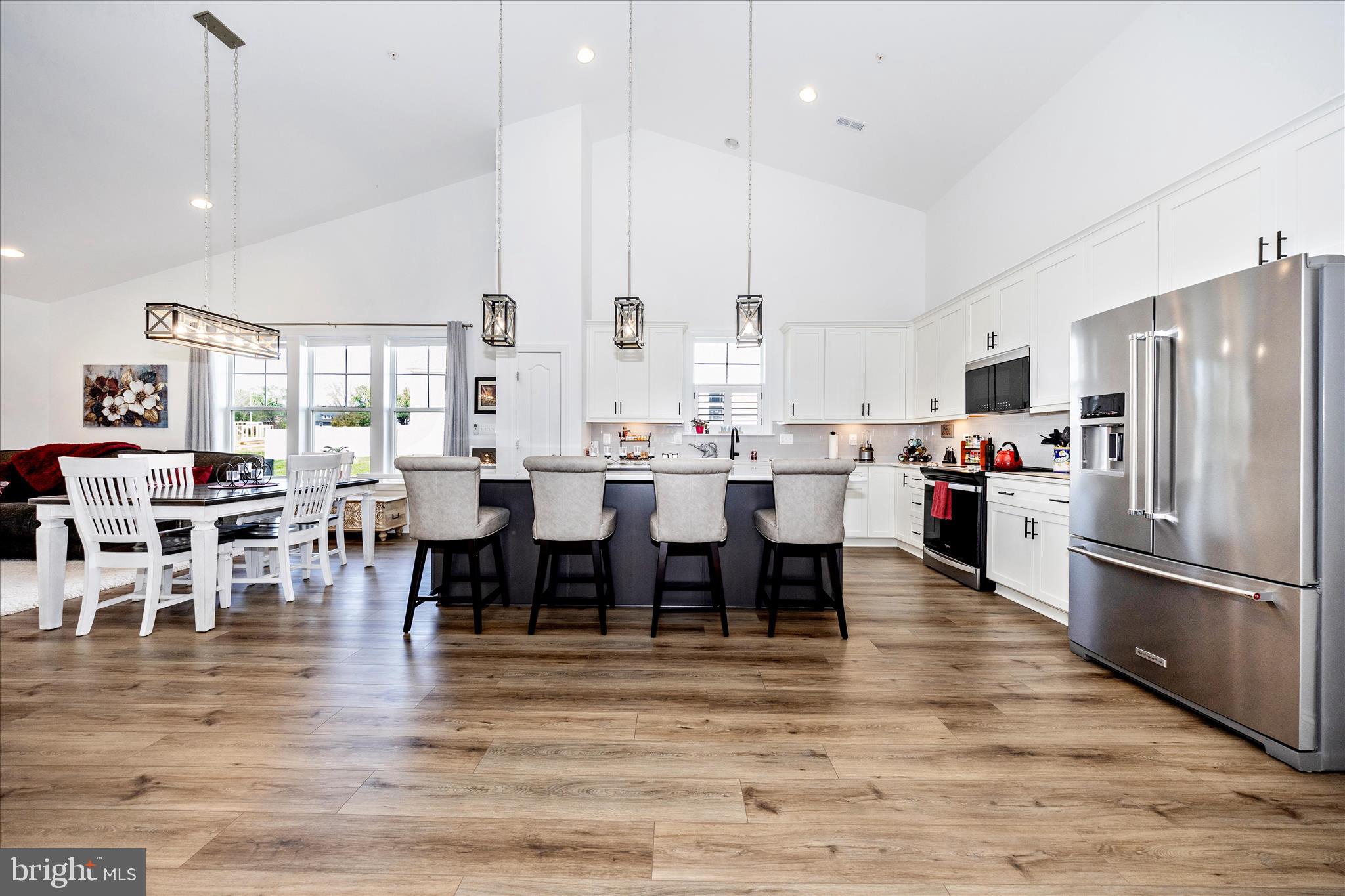 ROSEHILL MANOR - Residential