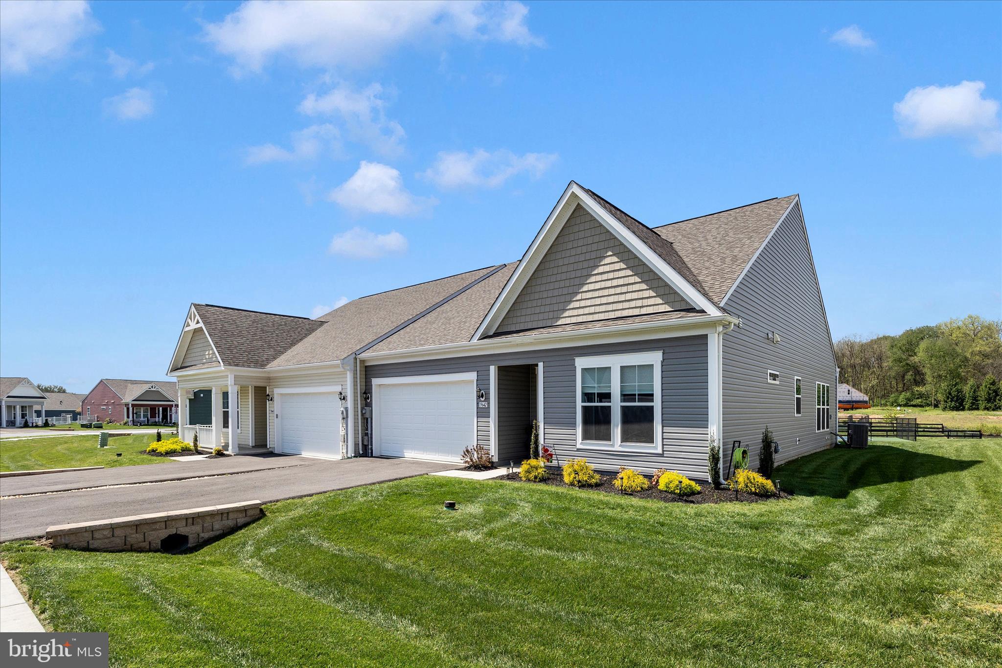 ROSEHILL MANOR - Residential