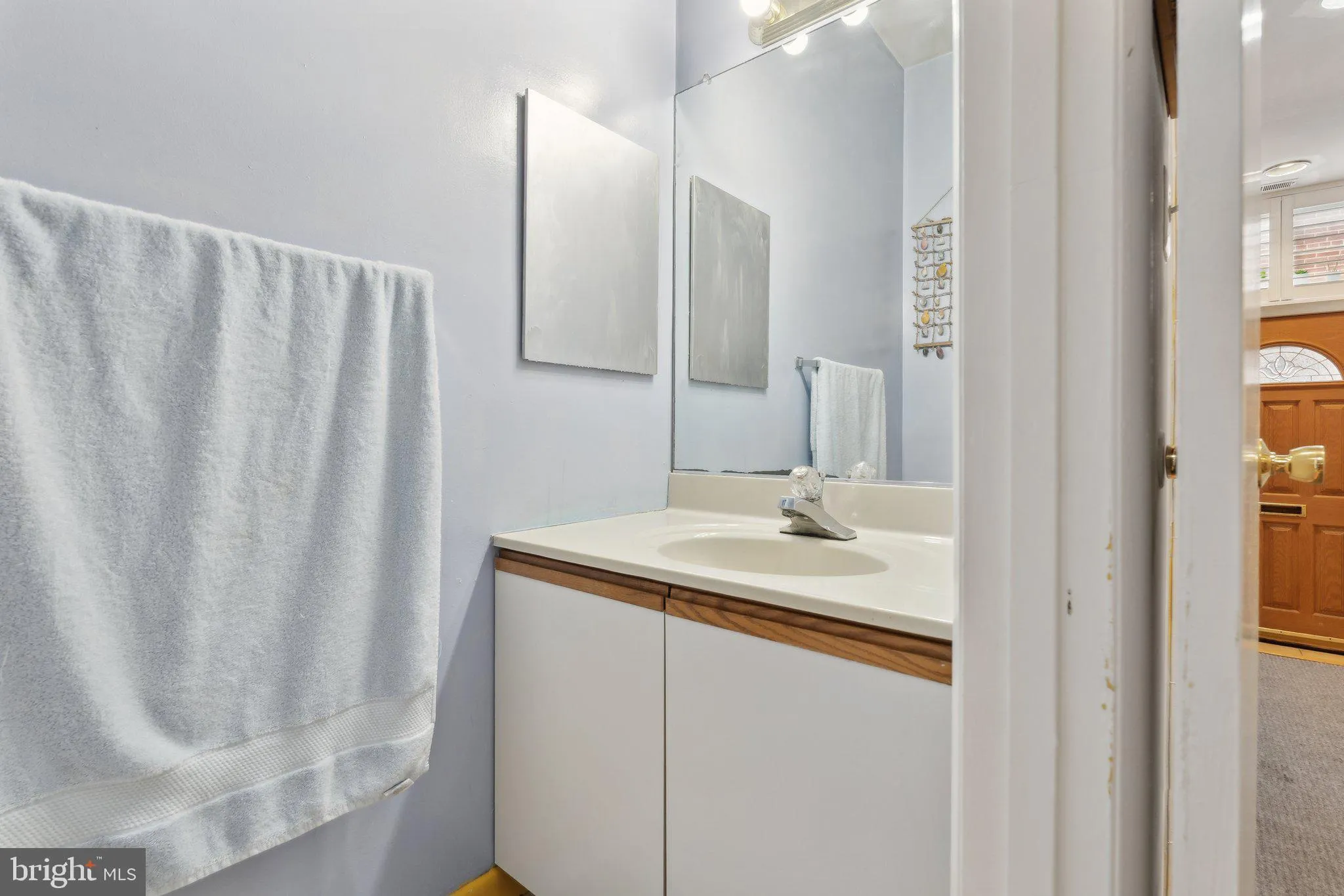 Baltimore, Maryland 21201, United States, 2 Bedrooms Bedrooms, ,2 BathroomsBathrooms,Residential,Active,140255