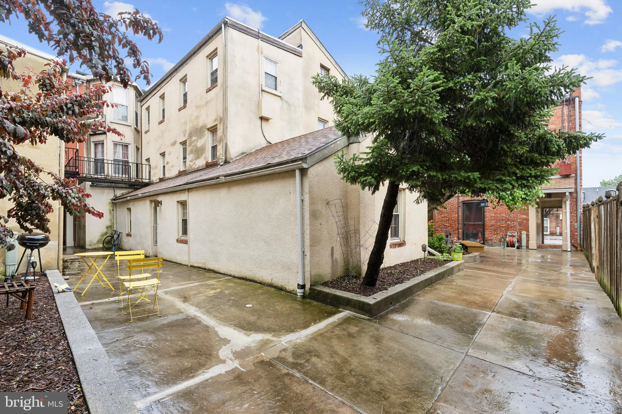 Baltimore, Maryland 21201, United States, 2 Bedrooms Bedrooms, ,2 BathroomsBathrooms,Residential,Active,140255