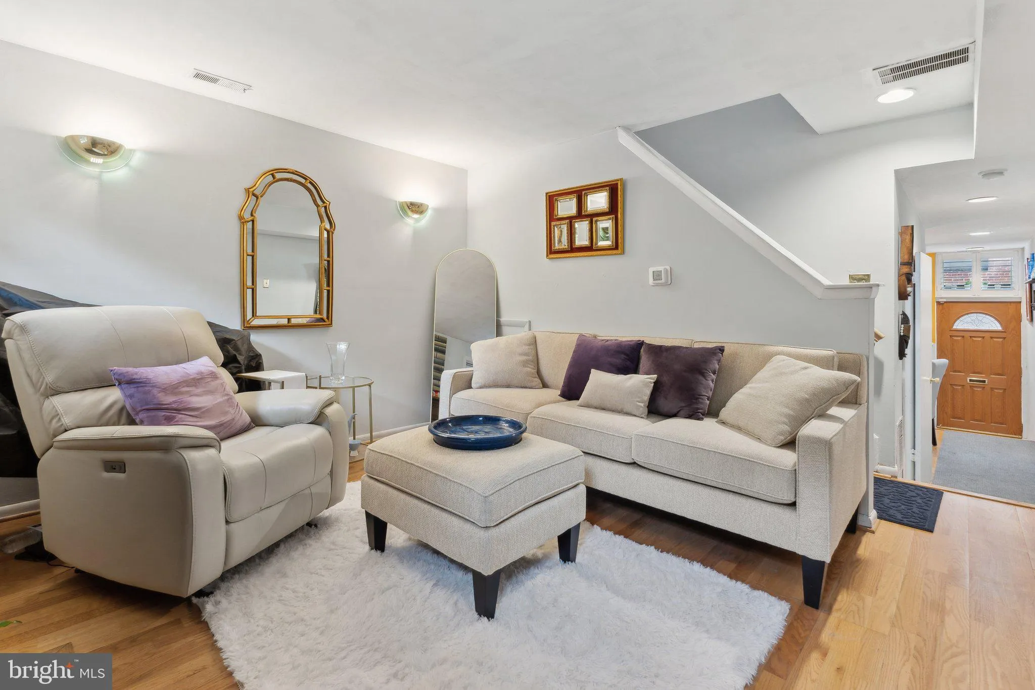 Baltimore, Maryland 21201, United States, 2 Bedrooms Bedrooms, ,2 BathroomsBathrooms,Residential,Active,140255