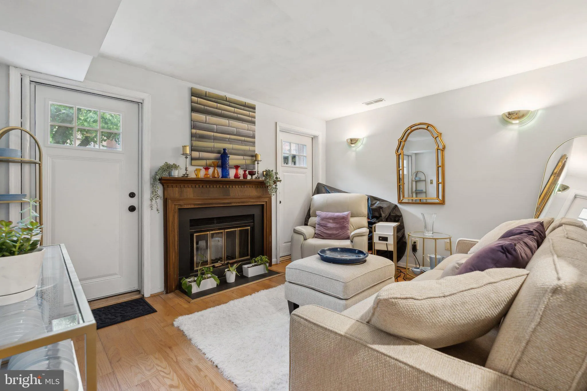 Baltimore, Maryland 21201, United States, 2 Bedrooms Bedrooms, ,2 BathroomsBathrooms,Residential,Active,140255