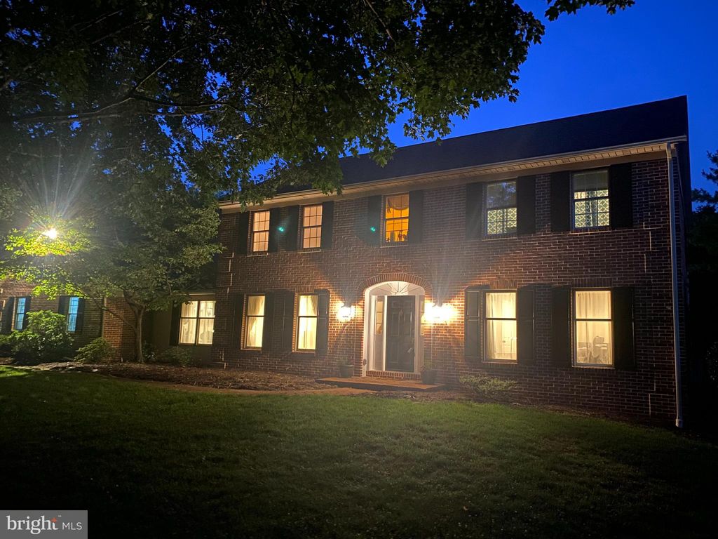 Photo of 318 LITTLE CREEK RD, LANCASTER, PA 17601 (MLS # PALA2036630)