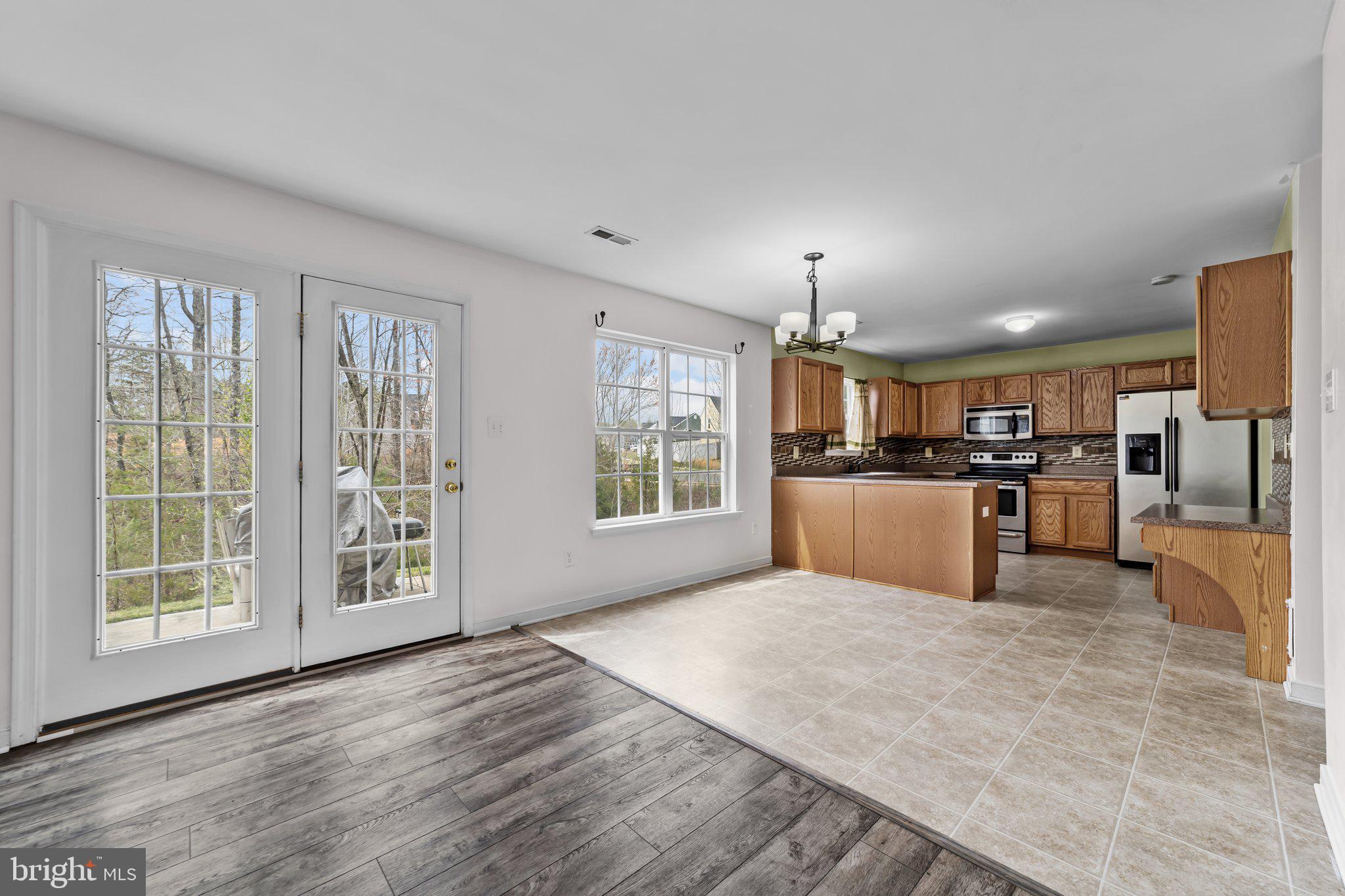 COUNTRYSIDE - Residential