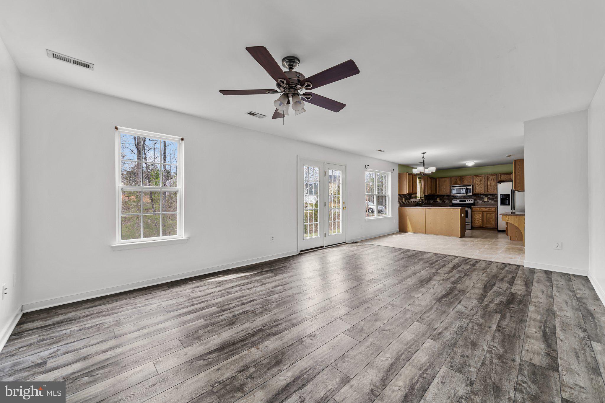 COUNTRYSIDE - Residential