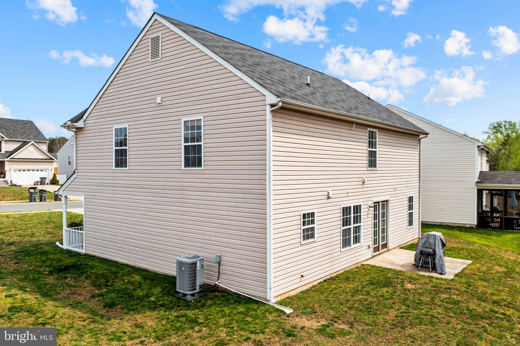 COUNTRYSIDE - Residential