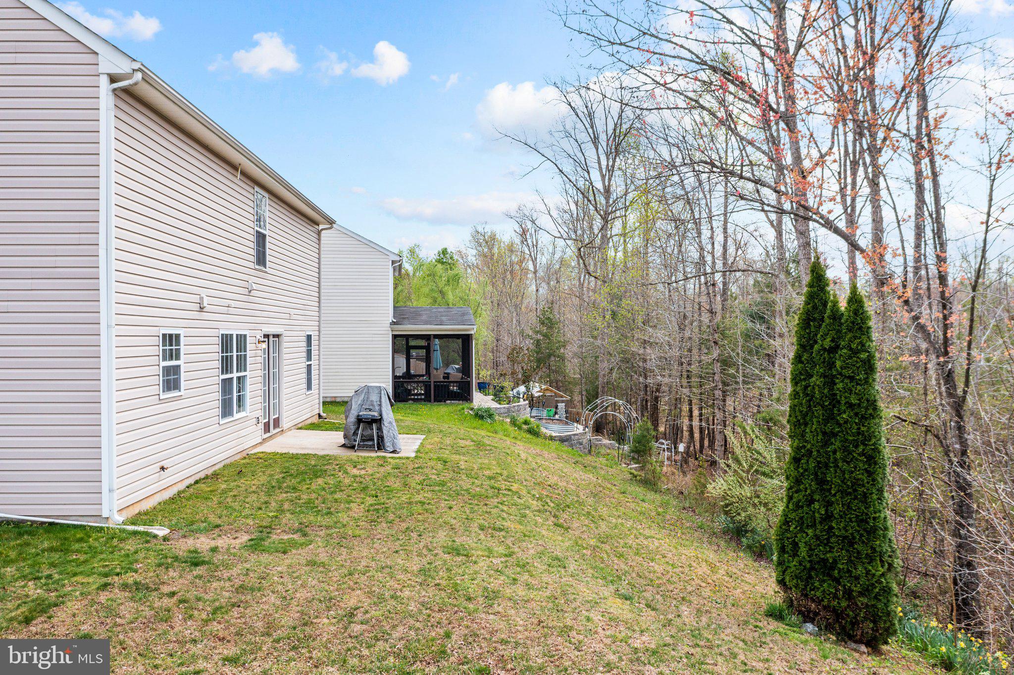 COUNTRYSIDE - Residential