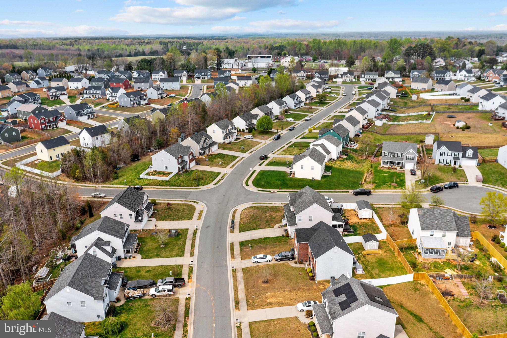 COUNTRYSIDE - Residential