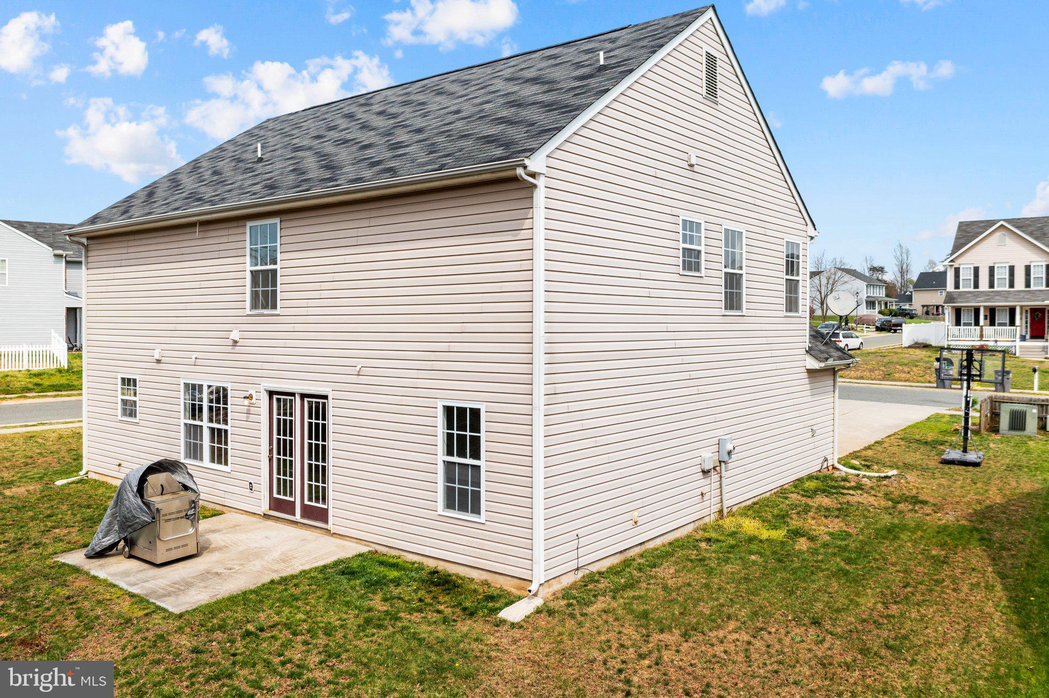 COUNTRYSIDE - Residential