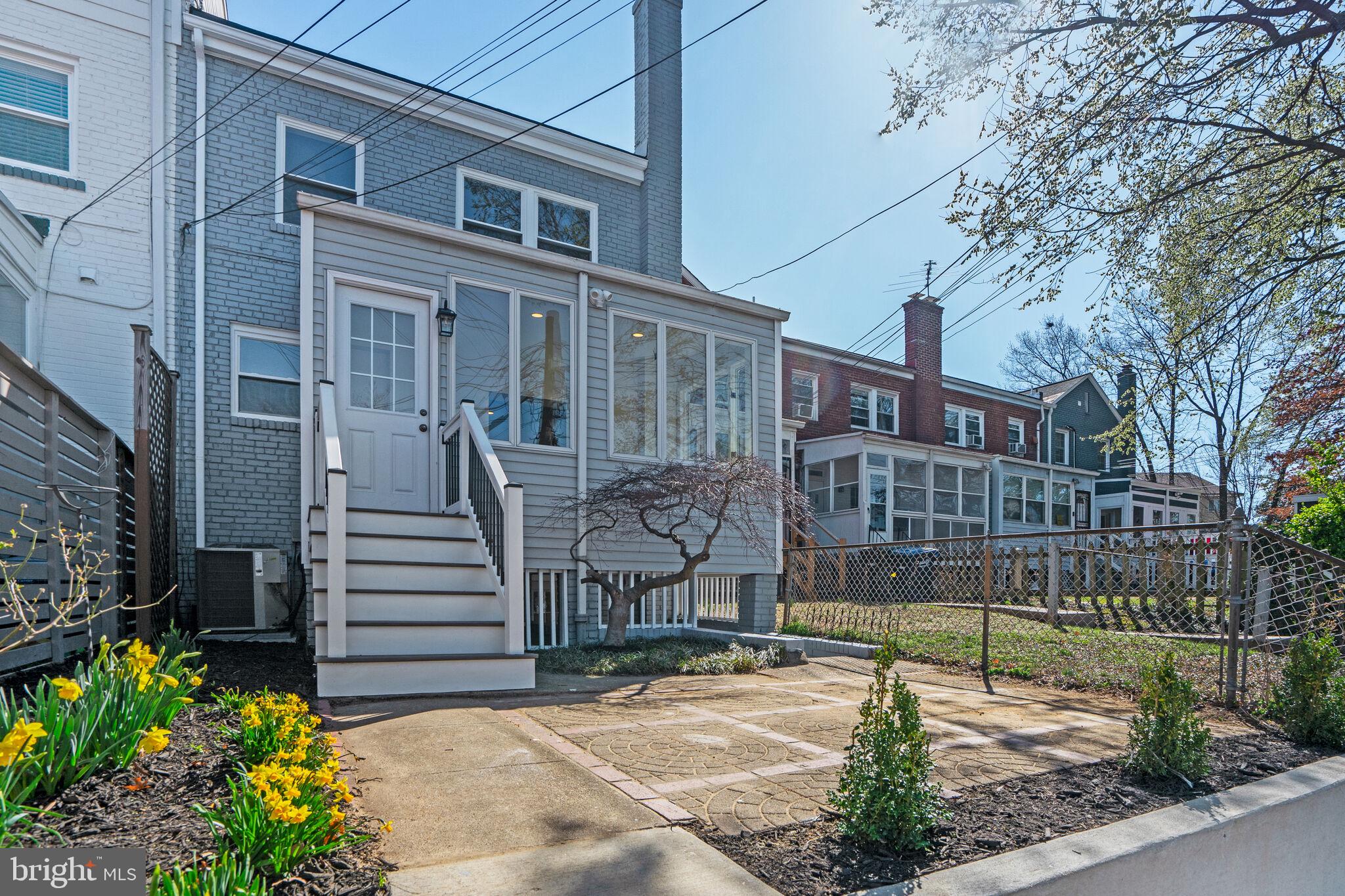 BROOKLAND - Residential