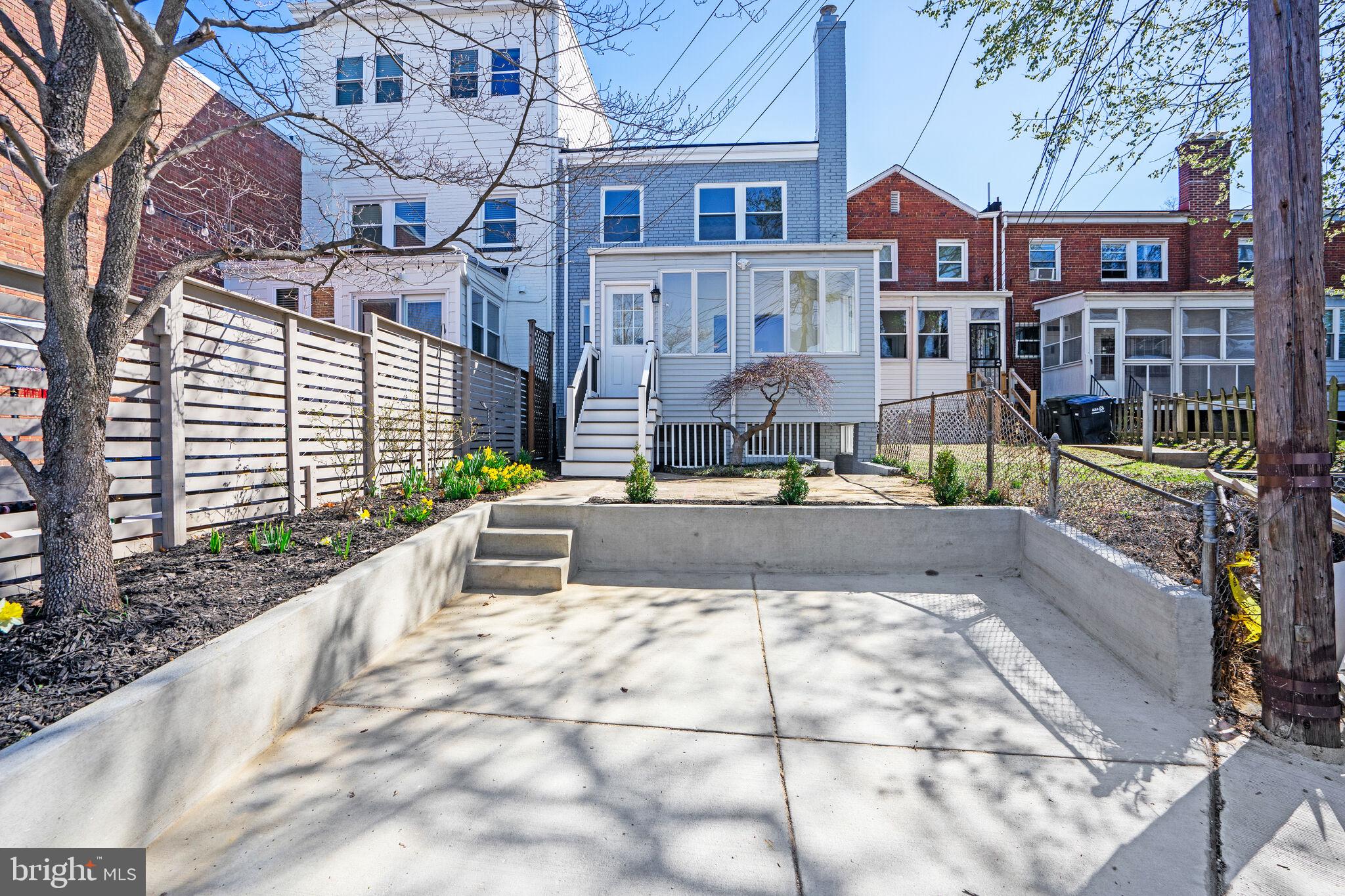 BROOKLAND - Residential
