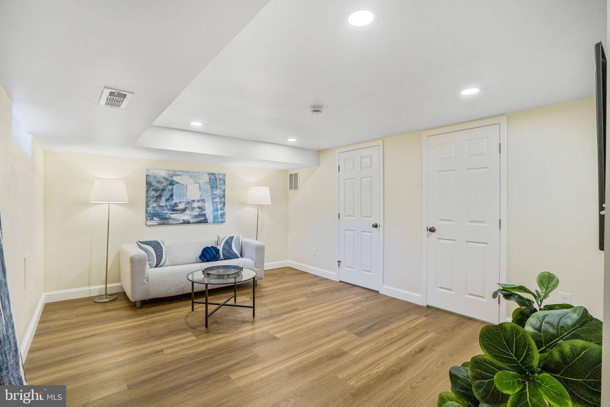BROOKLAND - Residential