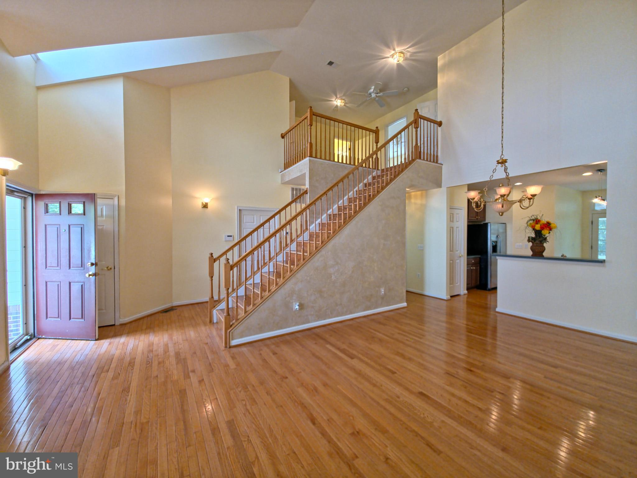 ASHBURN VILLAGE - Residential Lease