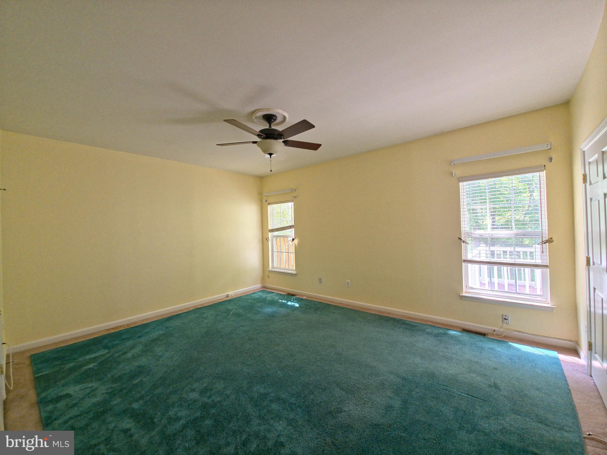 ASHBURN VILLAGE - Residential Lease