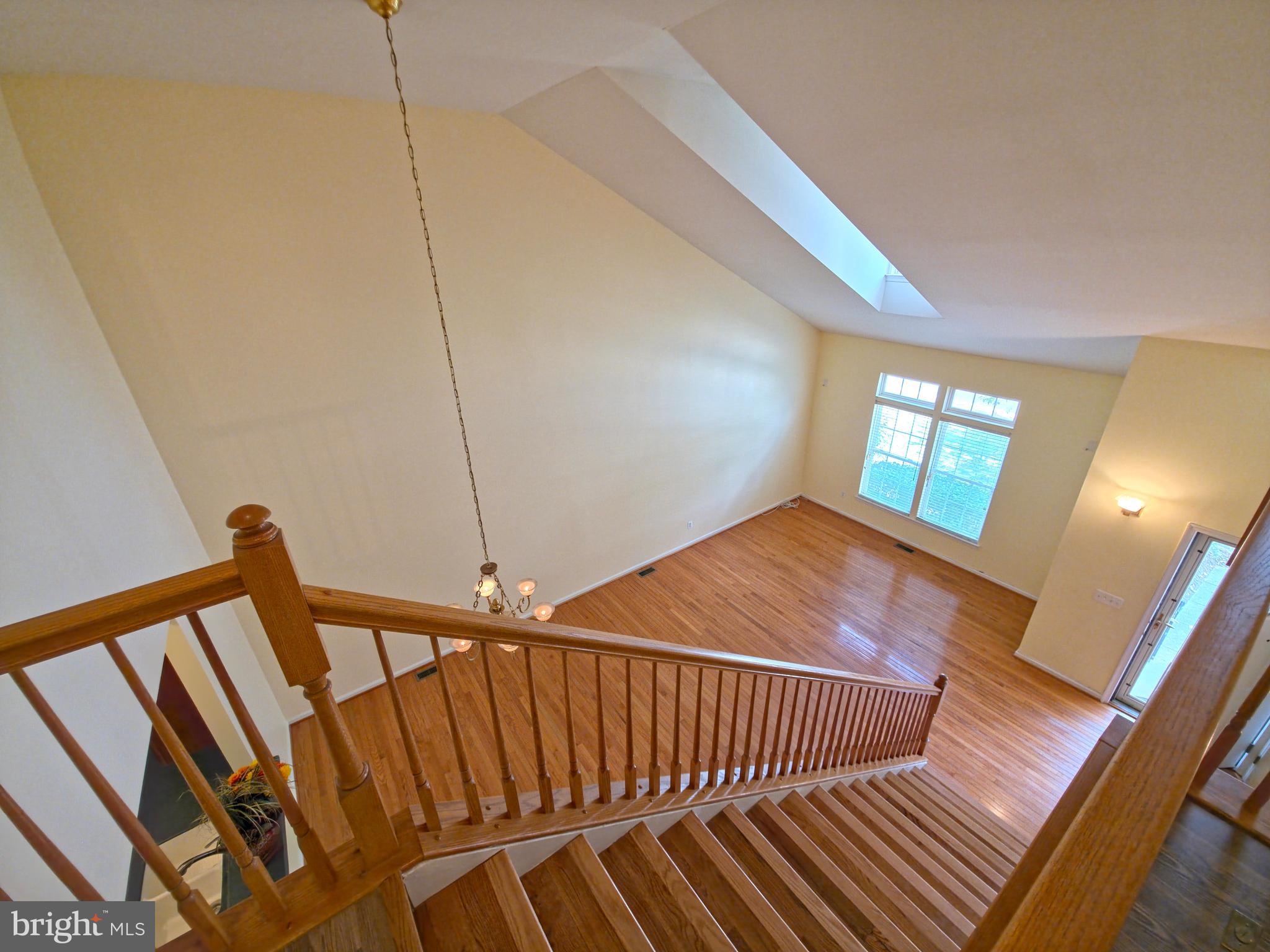 ASHBURN VILLAGE - Residential Lease