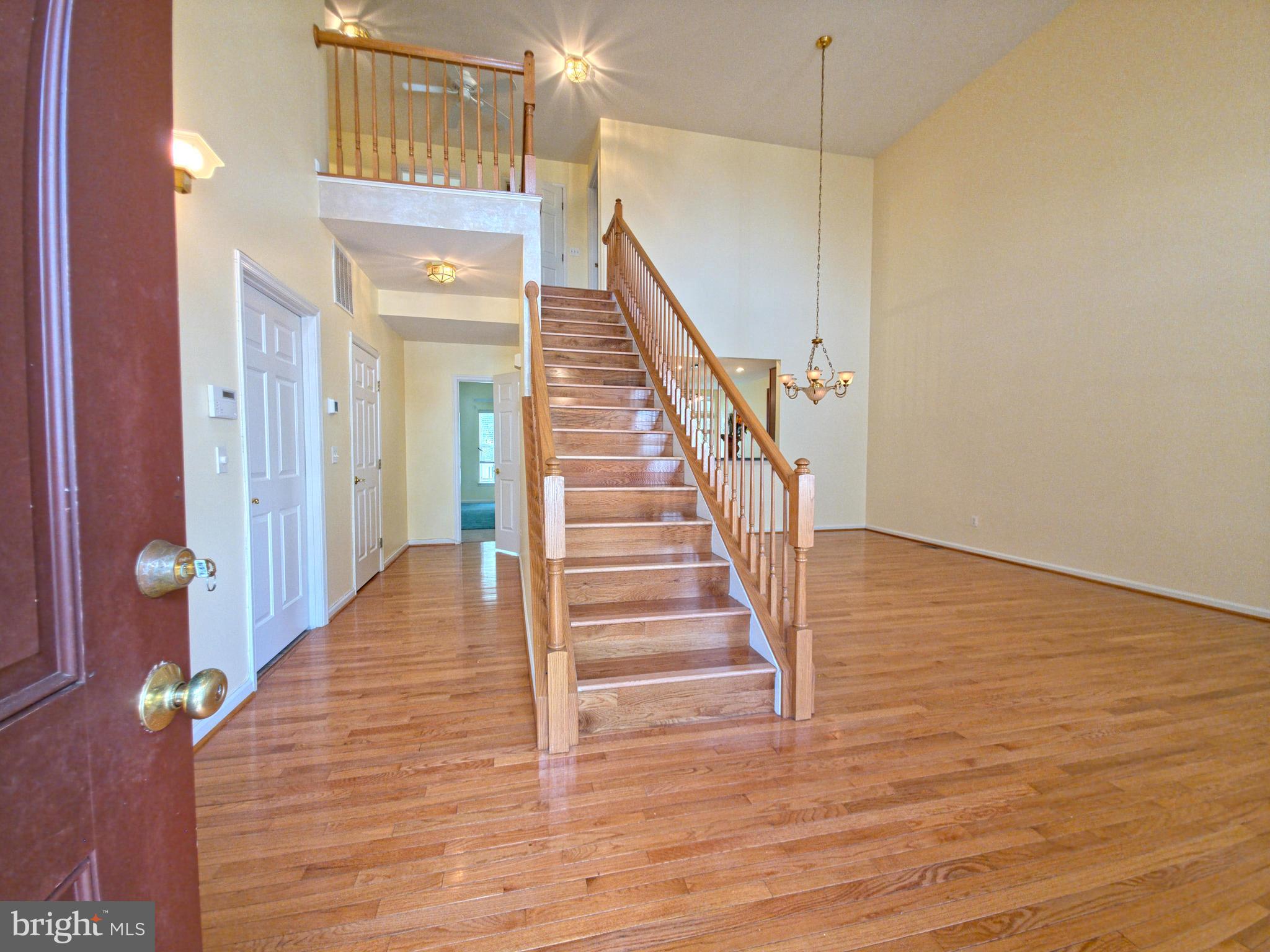 ASHBURN VILLAGE - Residential Lease