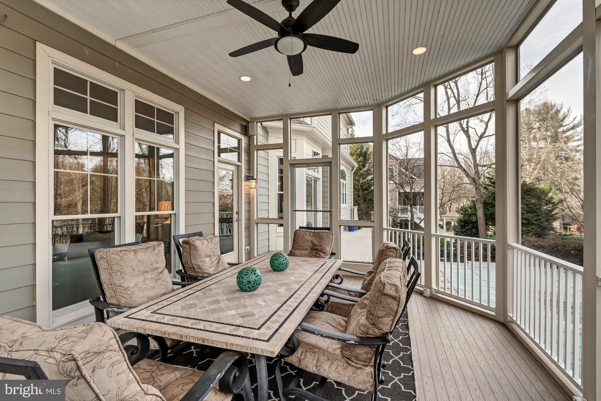 OAKCREST - Residential