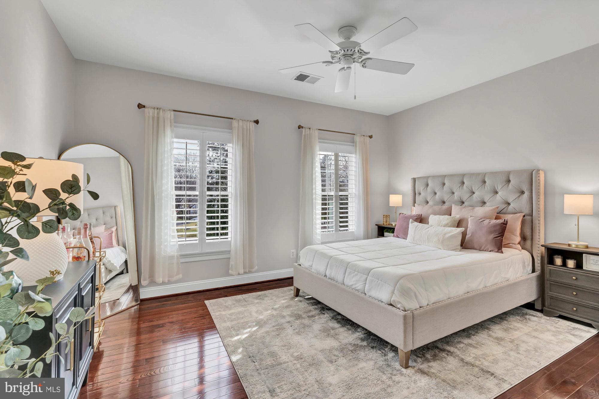 OAKCREST - Residential