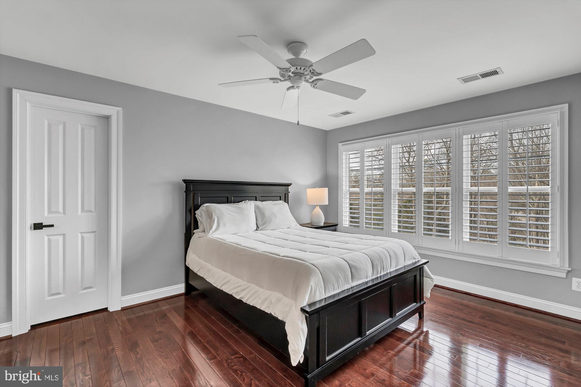 OAKCREST - Residential