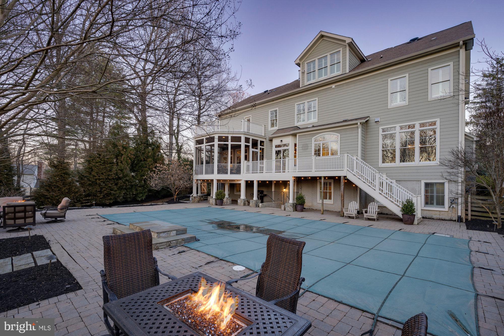 OAKCREST - Residential