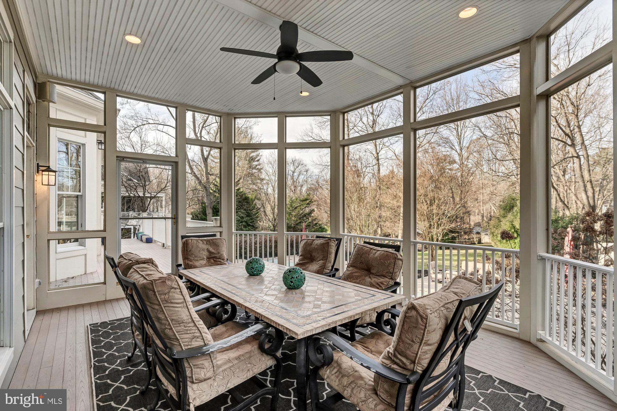 OAKCREST - Residential