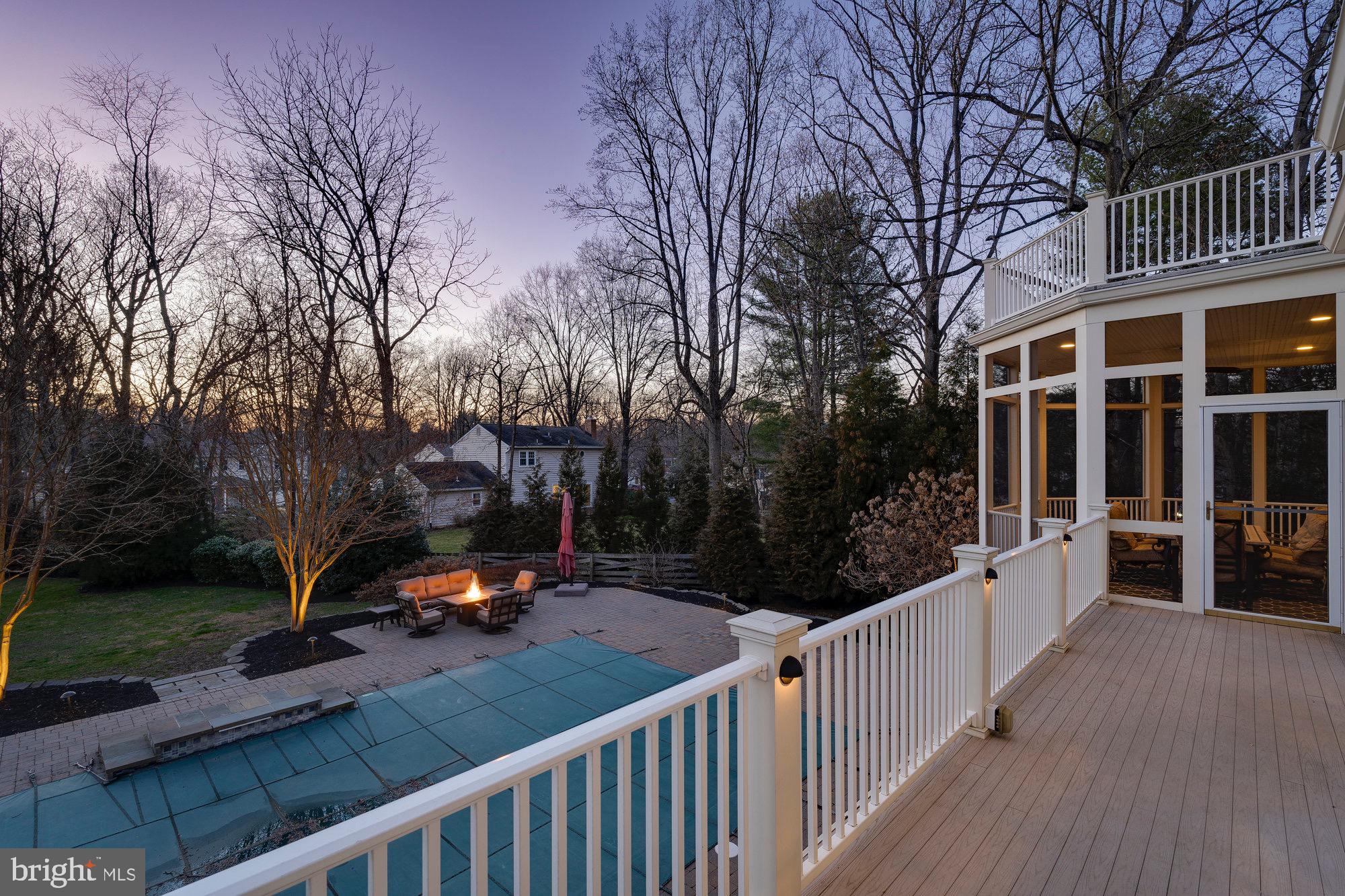 OAKCREST - Residential