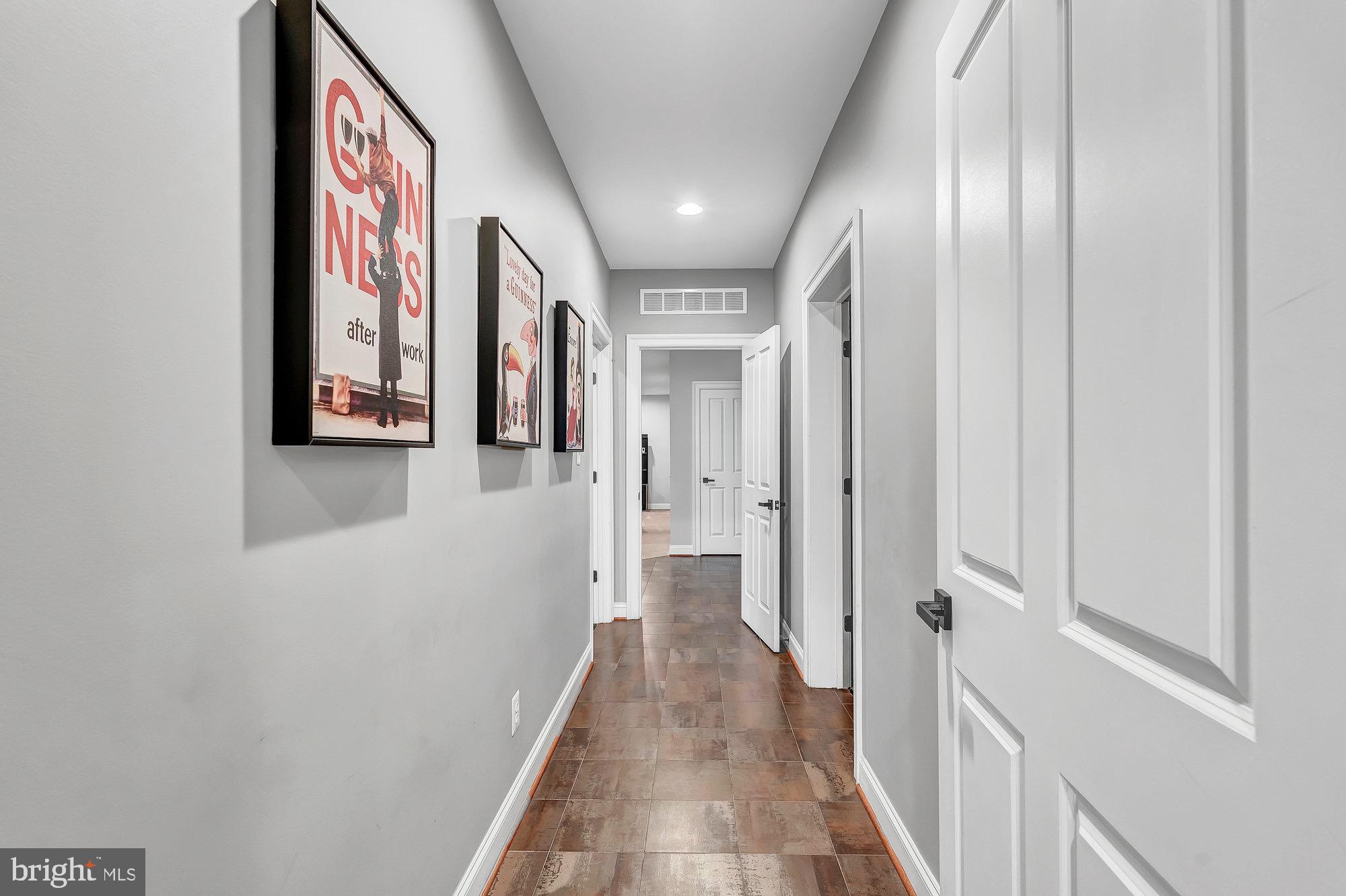 OAKCREST - Residential