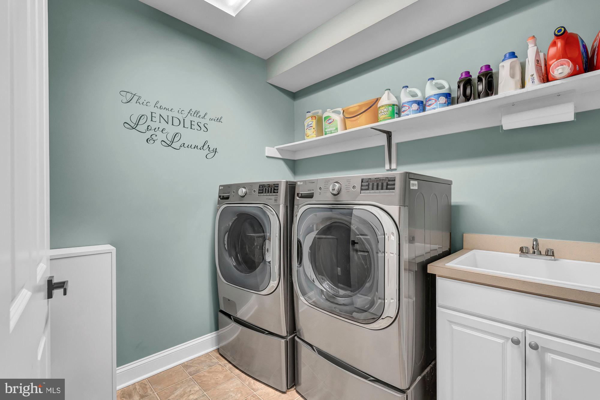 OAKCREST - Residential