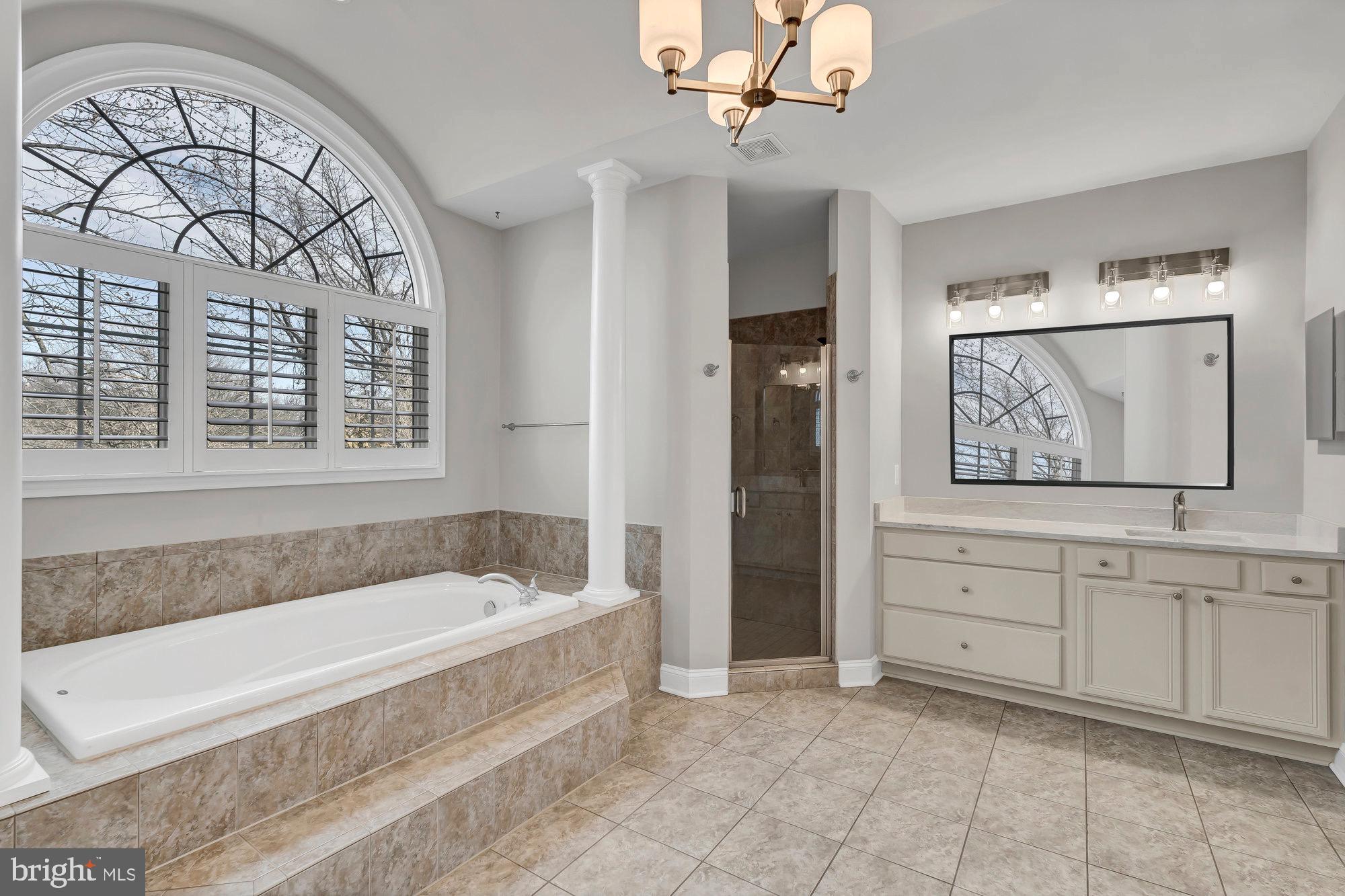 OAKCREST - Residential