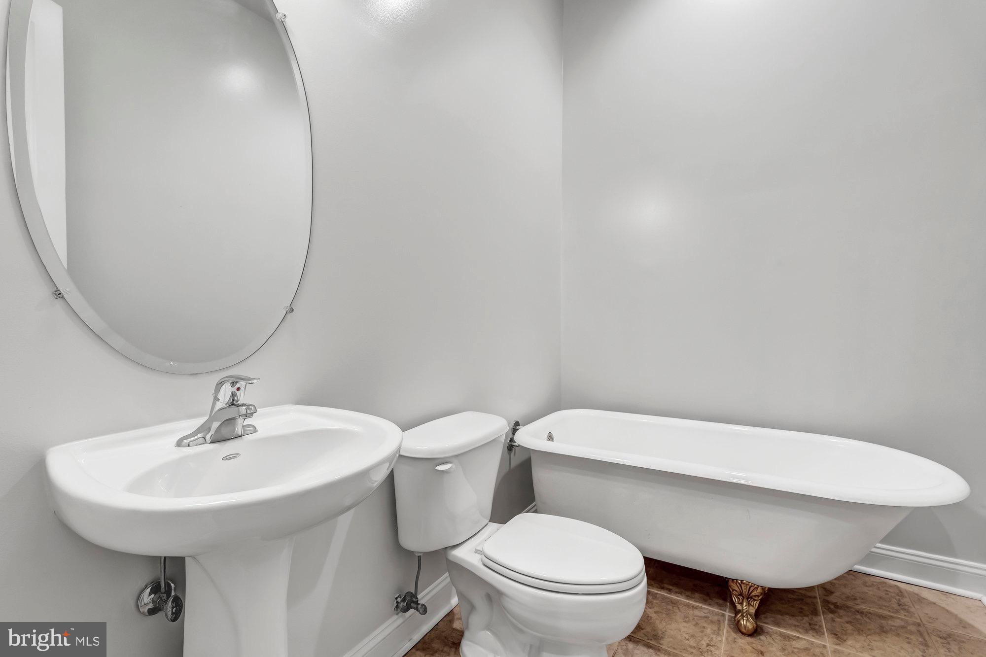 OAKCREST - Residential