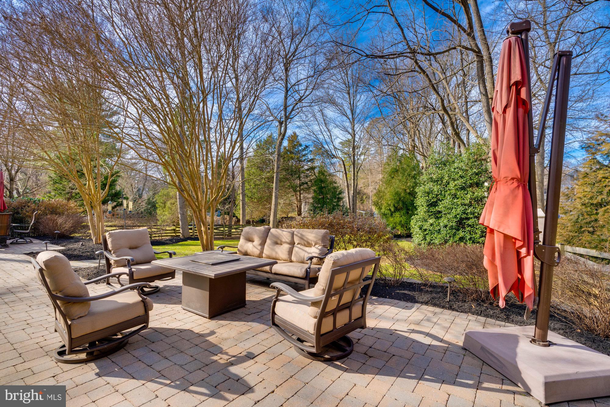 OAKCREST - Residential