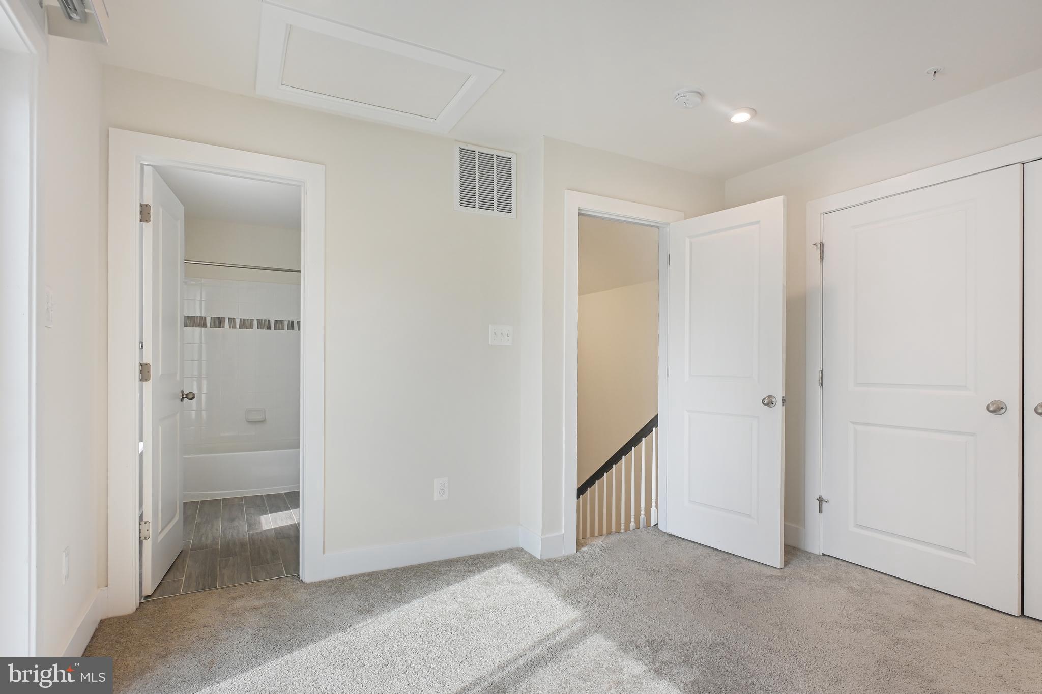 ENCLAVE AT WAUGH CHAPEL - Residential