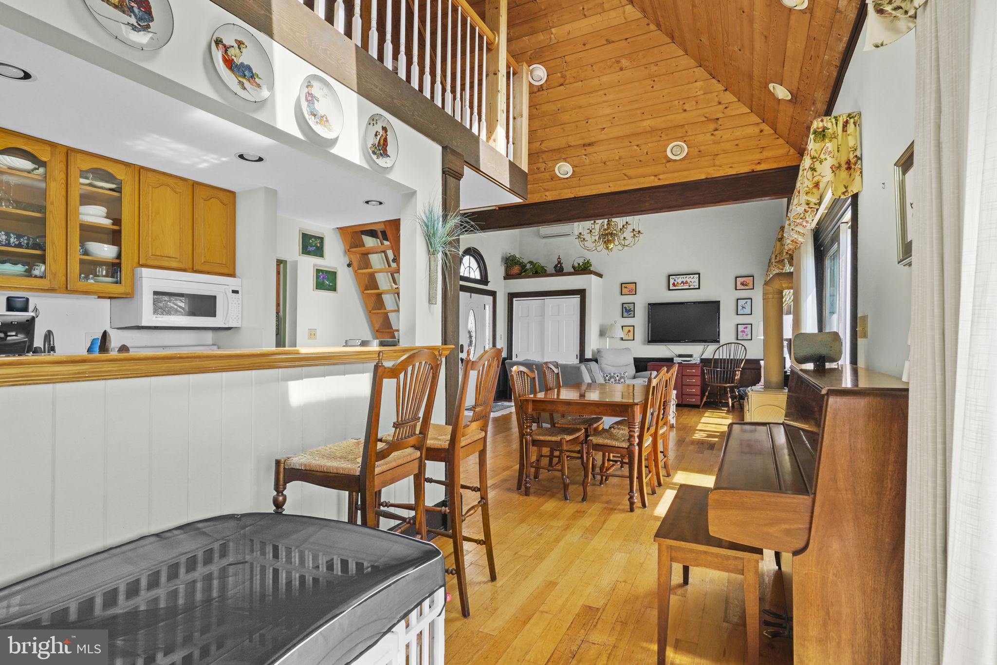 COLUMBIA BEACH - Residential