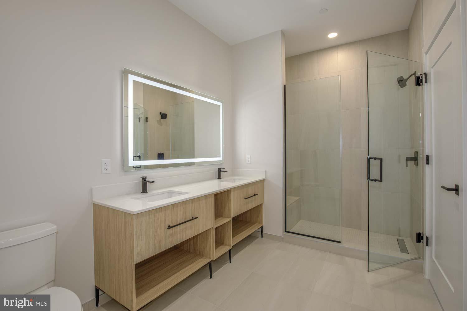 FALLS CHURCH CITY - Residential