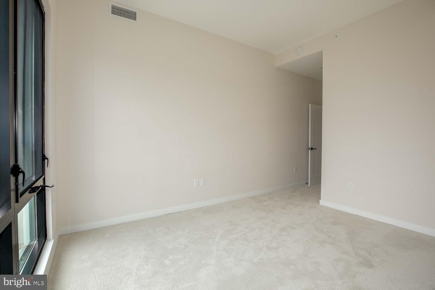 FALLS CHURCH CITY - Residential