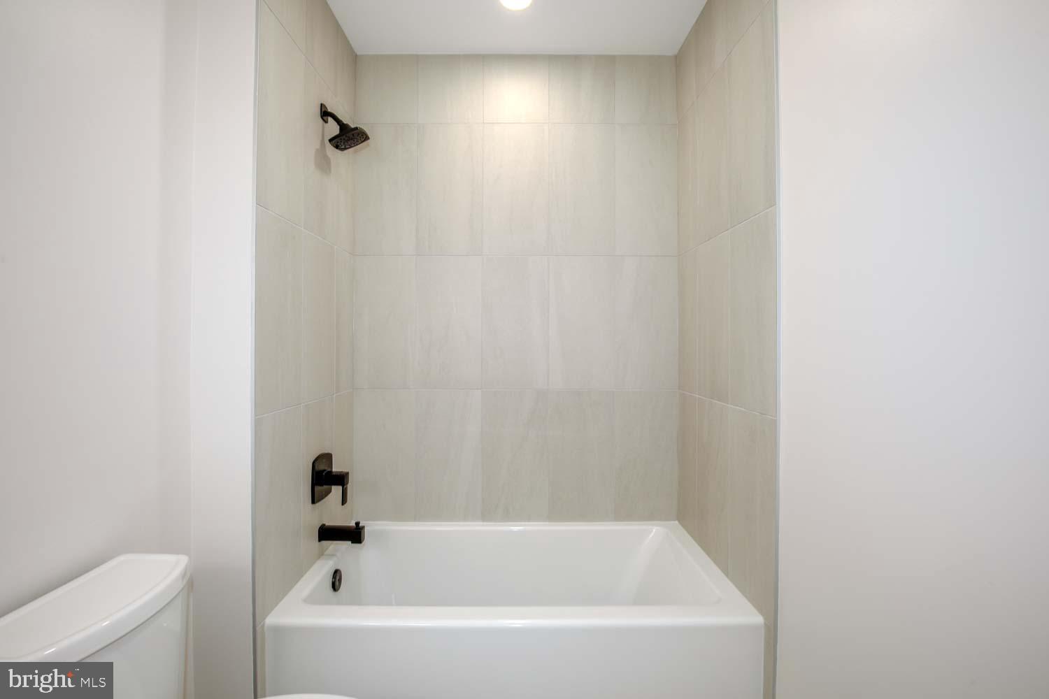 FALLS CHURCH CITY - Residential