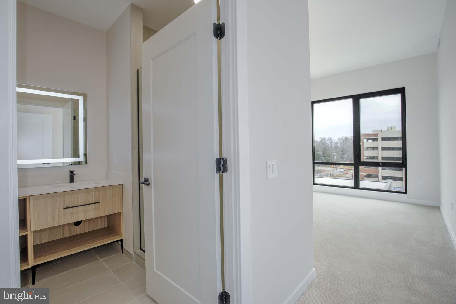 FALLS CHURCH CITY - Residential