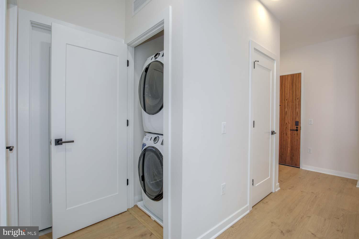 FALLS CHURCH CITY - Residential