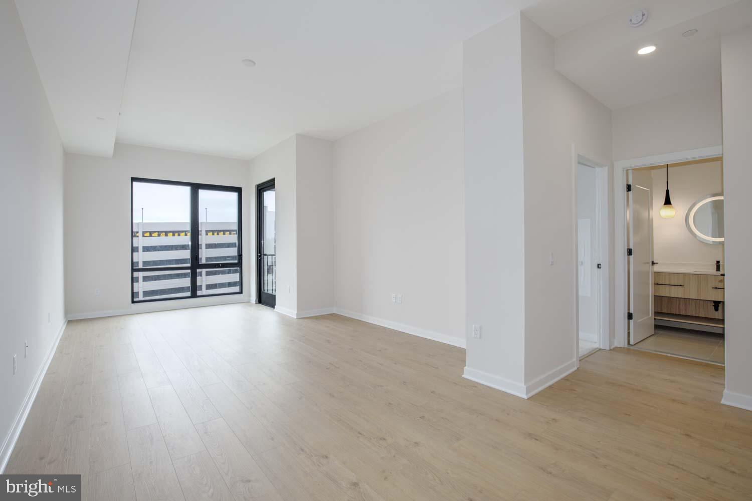 FALLS CHURCH CITY - Residential