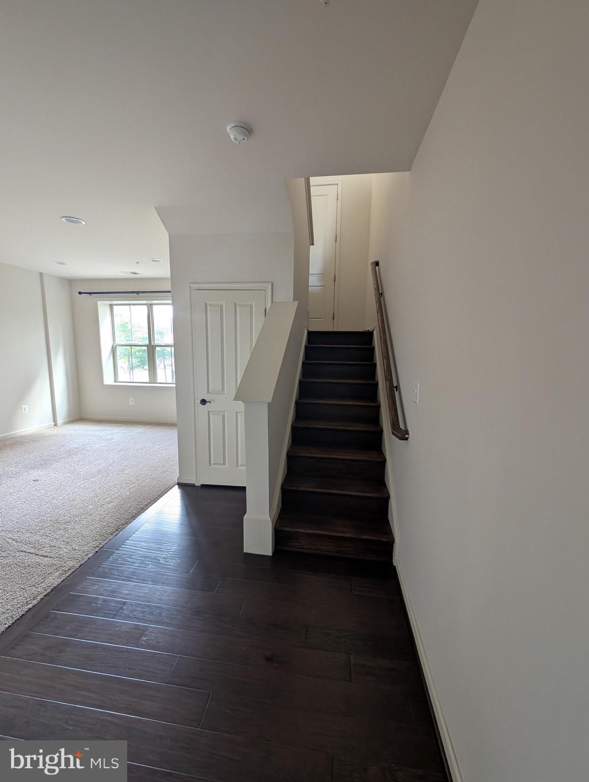 14045 MARKETCENTER DRIVE