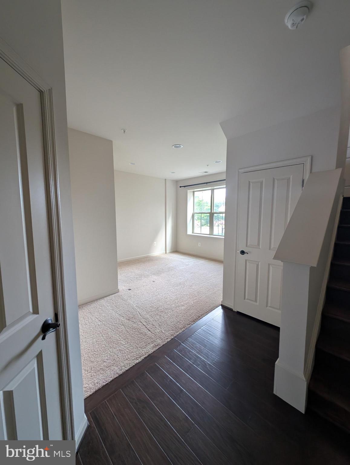14045 MARKETCENTER DRIVE