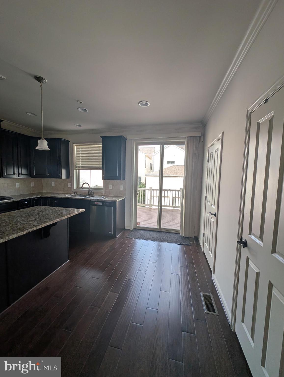 14045 MARKETCENTER DRIVE