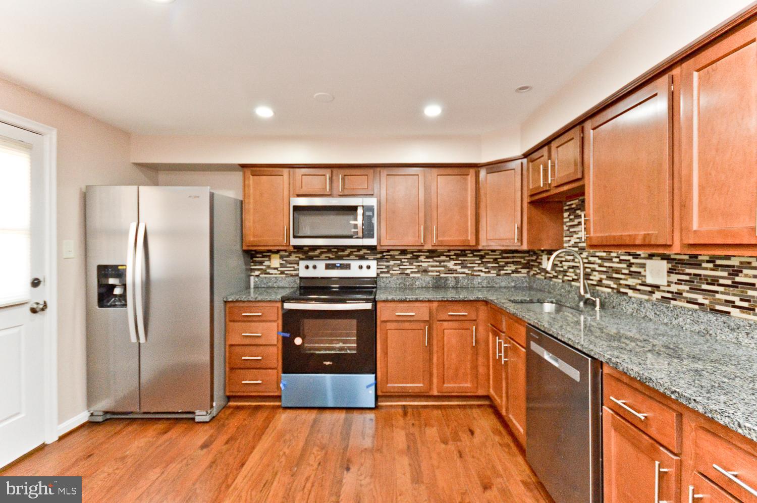 INDIAN CREEK - Residential Lease