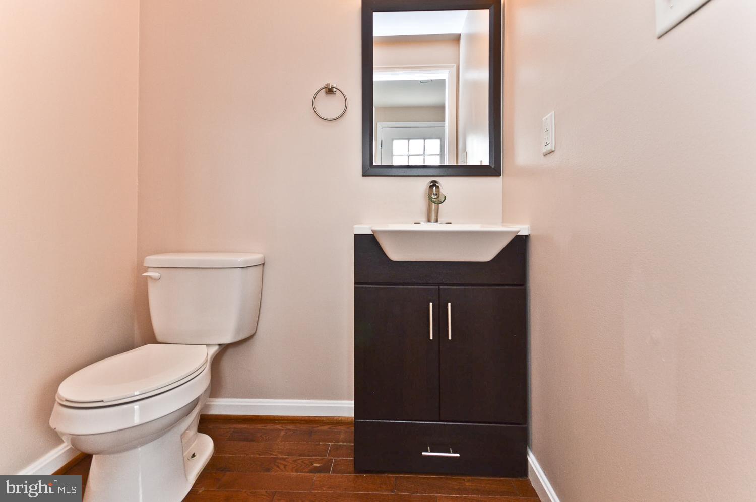 INDIAN CREEK - Residential Lease